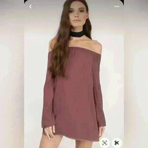 Tobi NWT Cindy off the shoulder bell sleeve shift dress  lined size medium